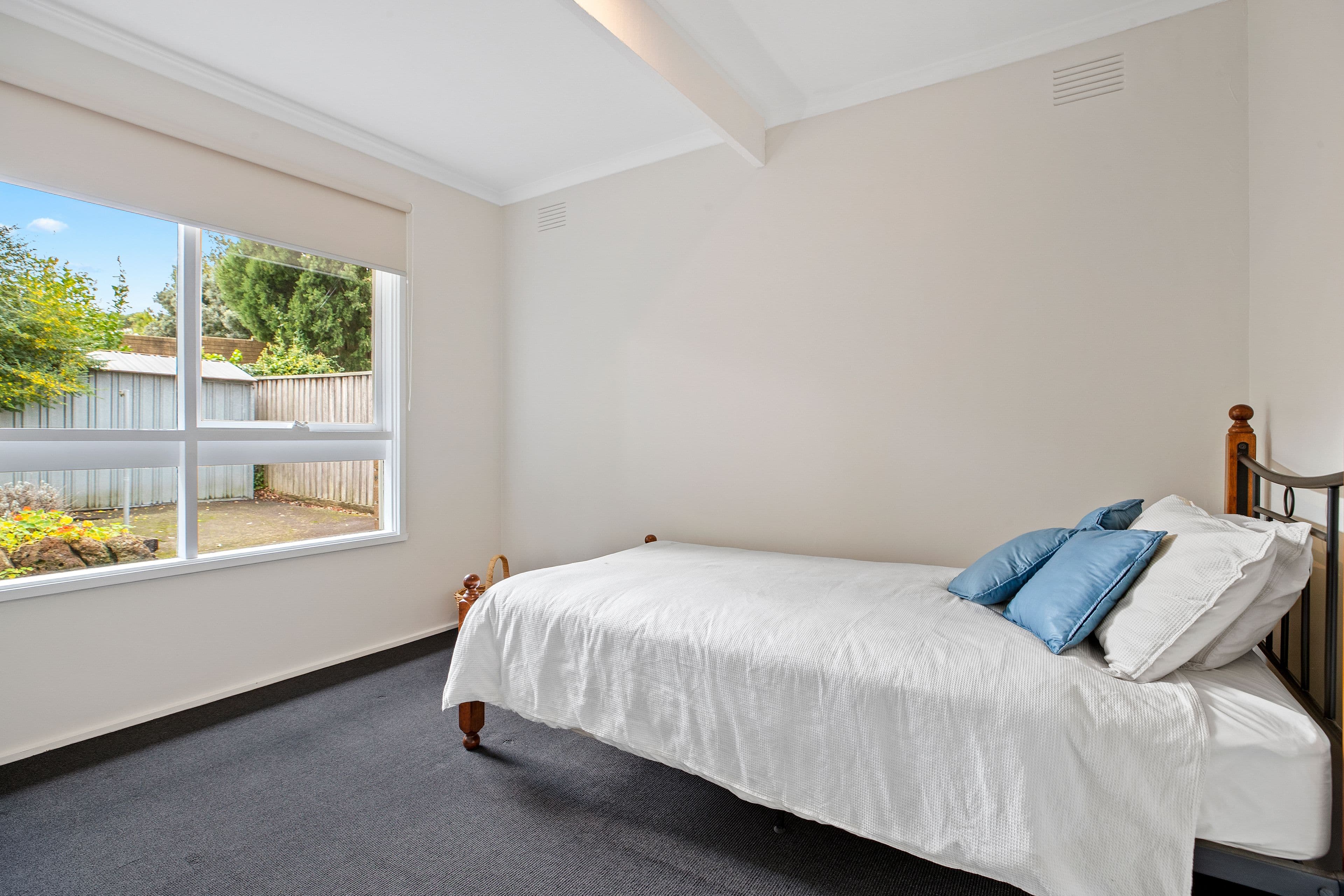 33 Folkstone Crescent, Ferntree Gully VIC 3156, Ferntree Gully - Thumbnail 8