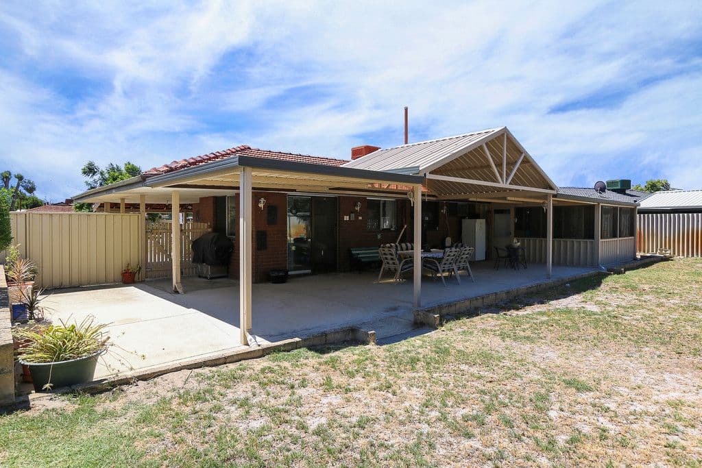 25 Jardine Court, Thornlie WA 6108, Thornlie - Thumbnail 2