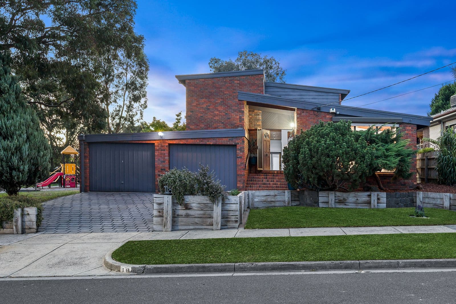 18 Hartland Road, Vermont South VIC 3133, Vermont South - Image 1