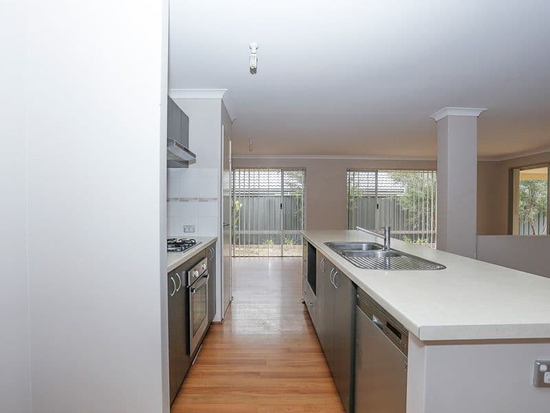 11 Leschenault Loop, Banksia Grove WA 6031, Banksia Grove - Thumbnail 6