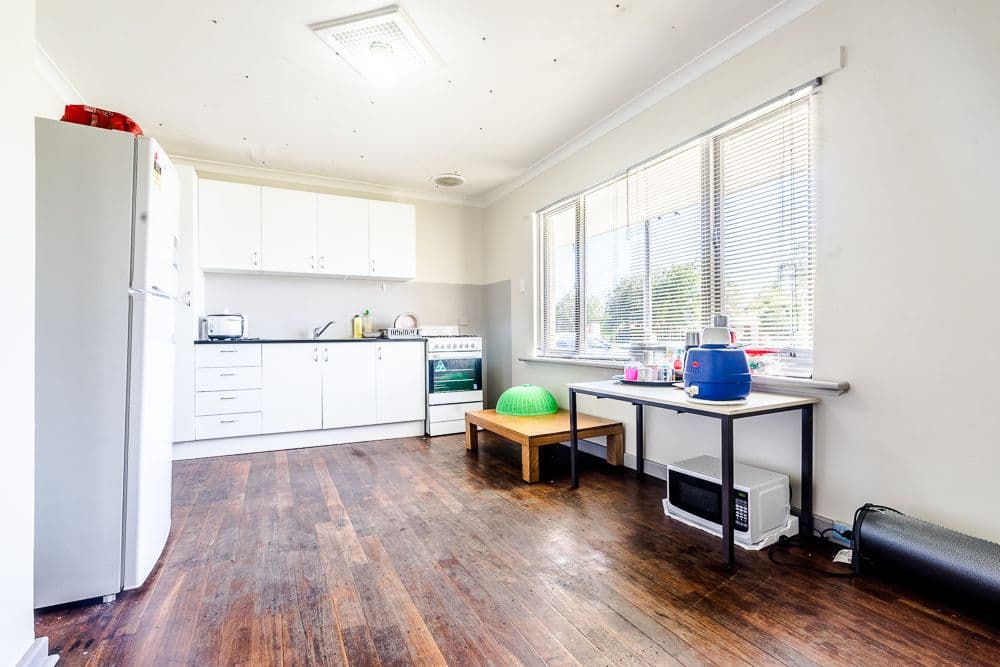 46 Amberton Avenue, Girrawheen WA 6064, Girrawheen - Thumbnail 5