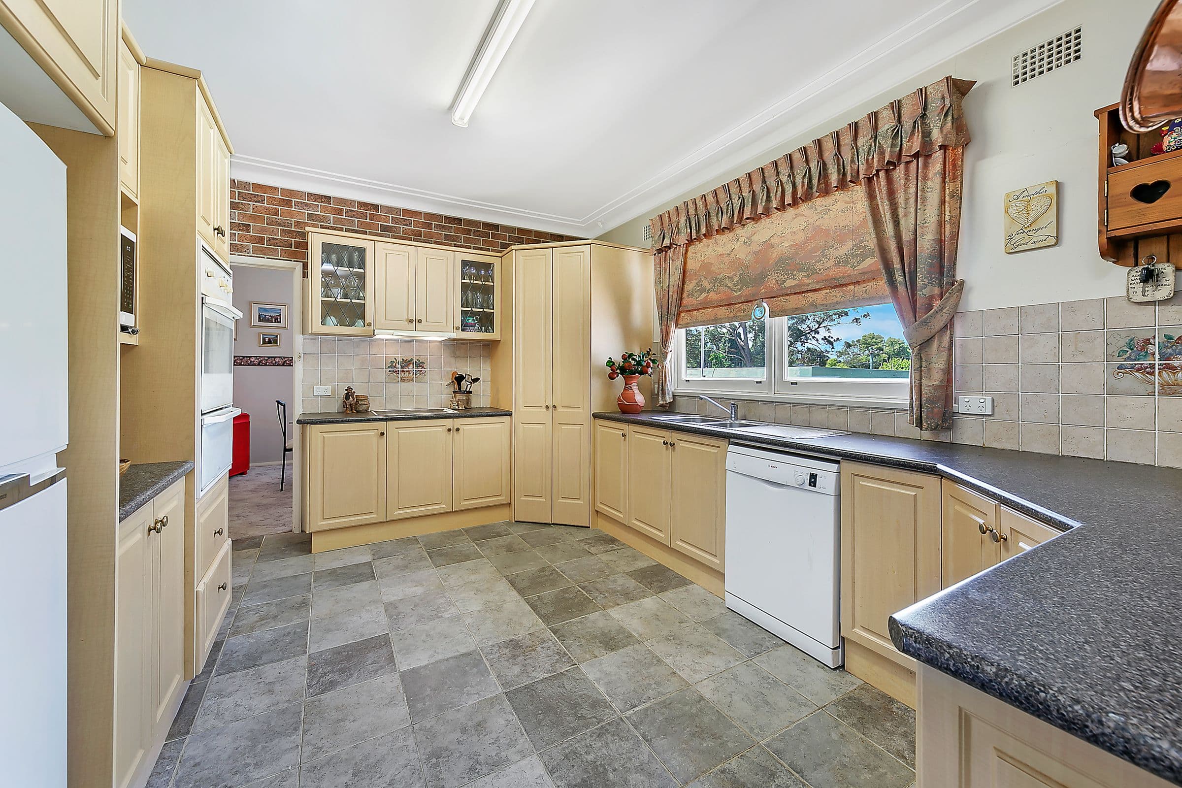 25 Vincent Street, Baulkham Hills NSW 2153, Baulkham Hills - Thumbnail 2