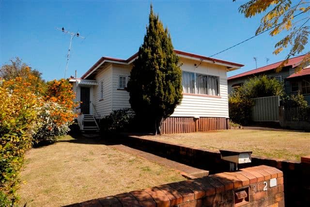 2 Dunne Street, HARRISTOWN QLD 4350, Harristown - Image 1