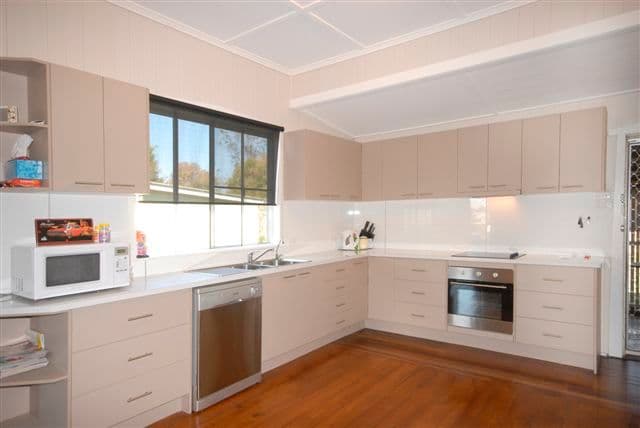 2 Dunne Street, HARRISTOWN QLD 4350, Harristown - Thumbnail 2