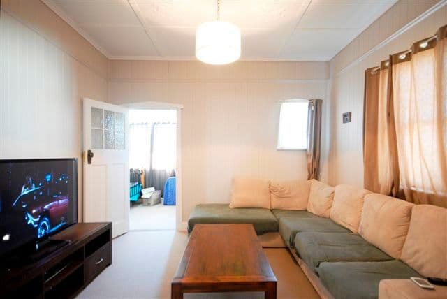 2 Dunne Street, HARRISTOWN QLD 4350, Harristown - Thumbnail 4