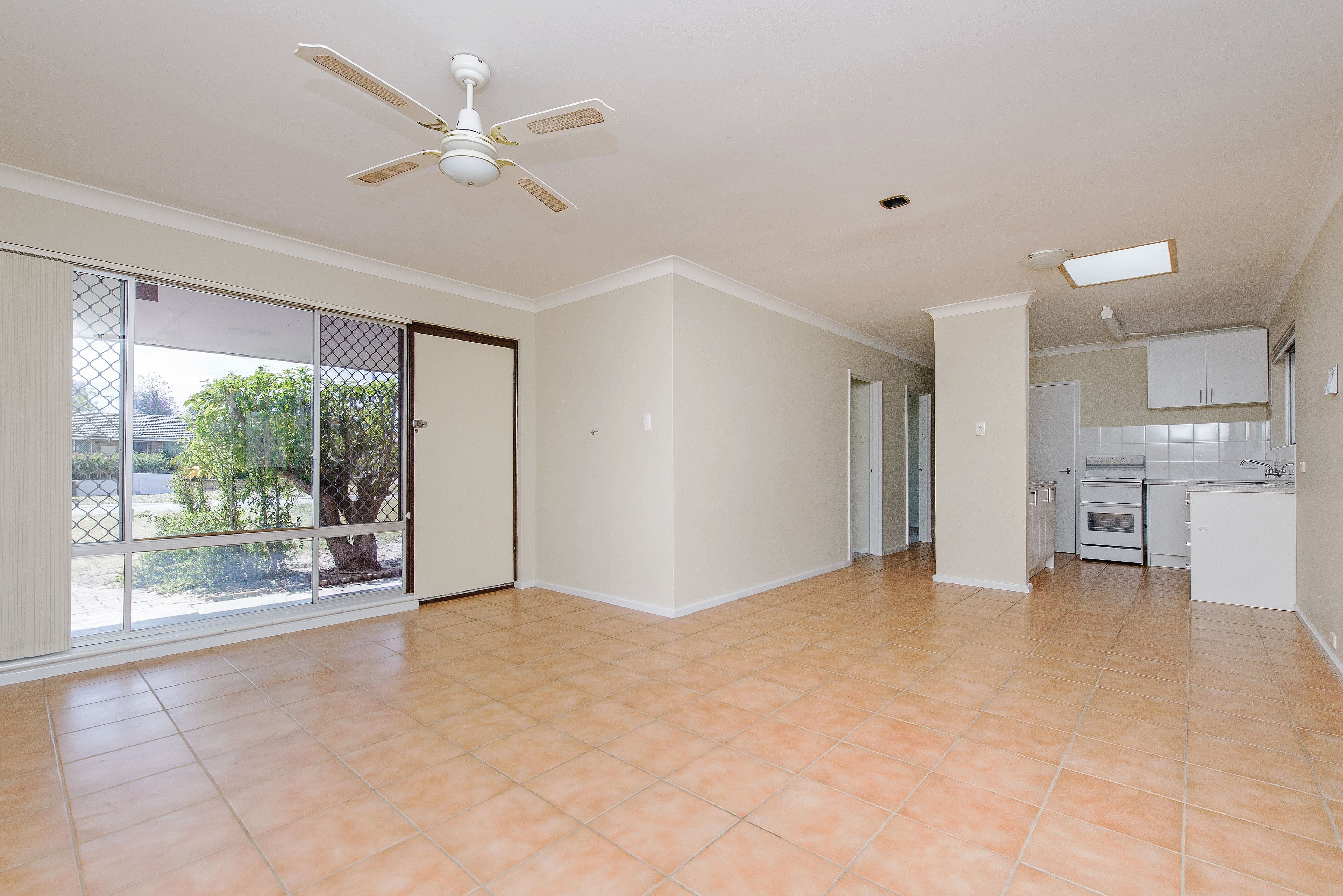 13 Chiddington Street, Beckenham WA 6107, Beckenham - Thumbnail 3