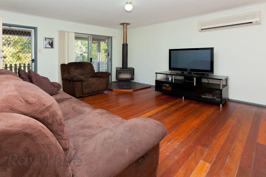 29 Coleen Court, REDBANK PLAINS QLD 4301, Redbank Plains - Thumbnail 2