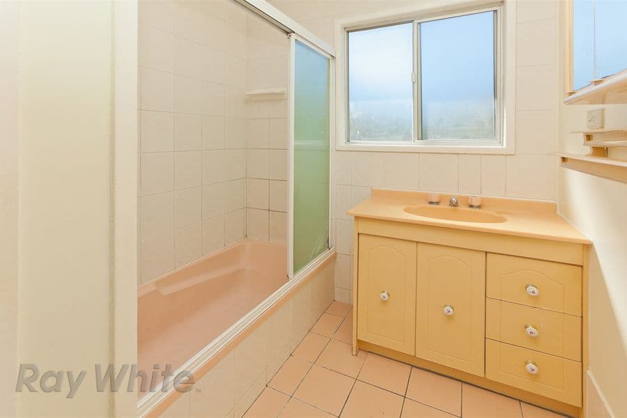 29 Coleen Court, REDBANK PLAINS QLD 4301, Redbank Plains - Thumbnail 5