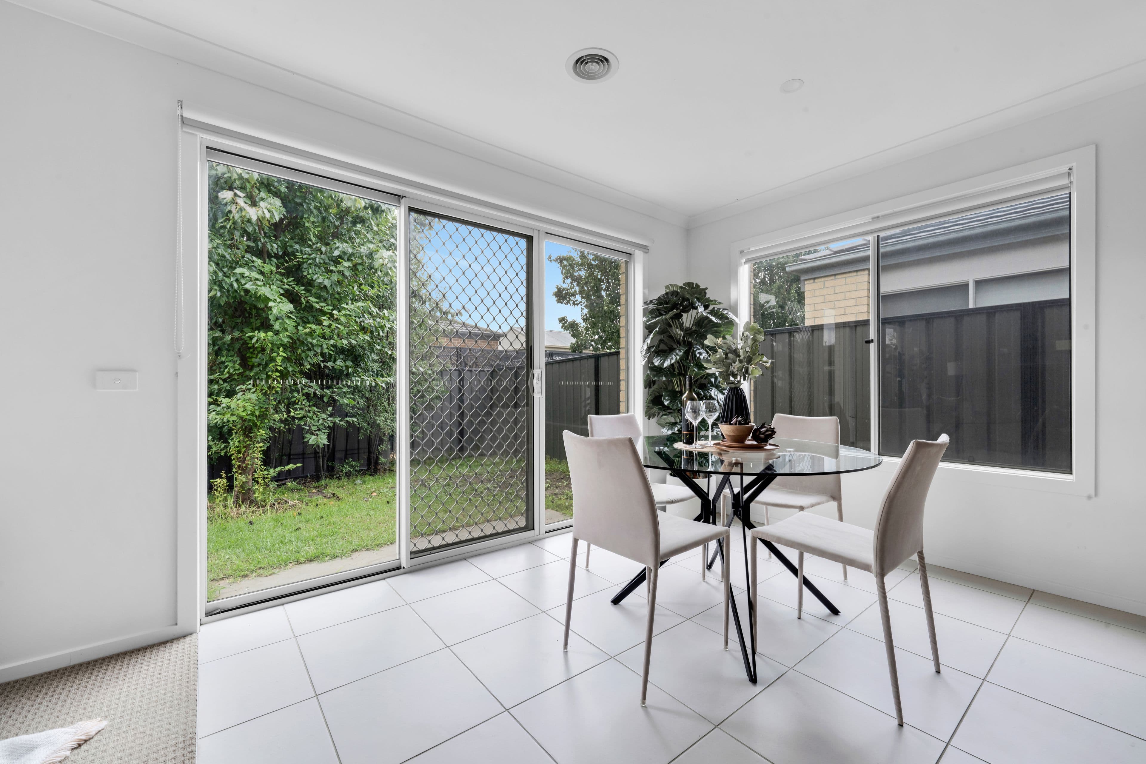 20 Freiberger Grove, Clyde North VIC 3978, Clyde North - Thumbnail 5