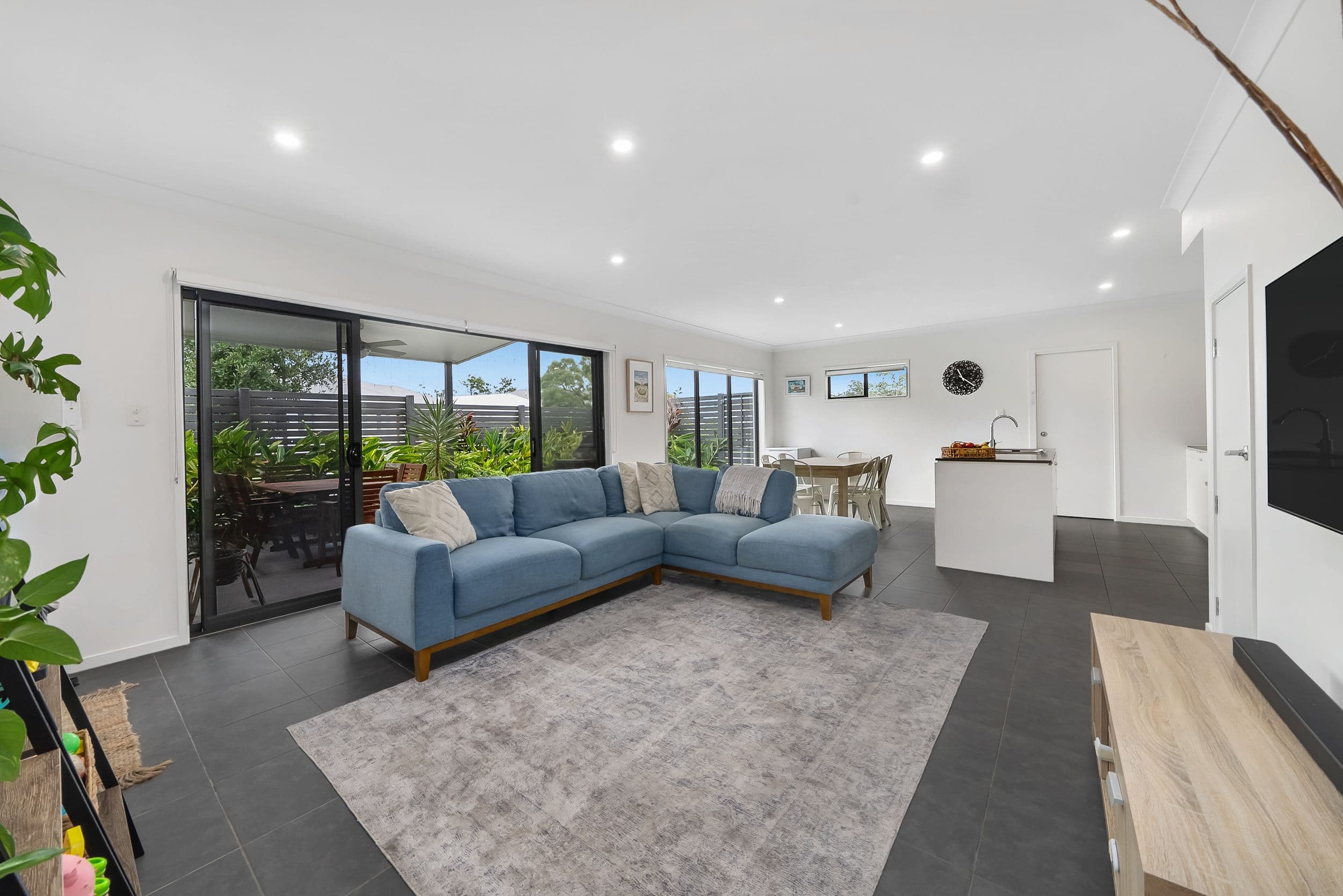 1 Cygnus Crescent, Coomera QLD 4209, Coomera - Thumbnail 4