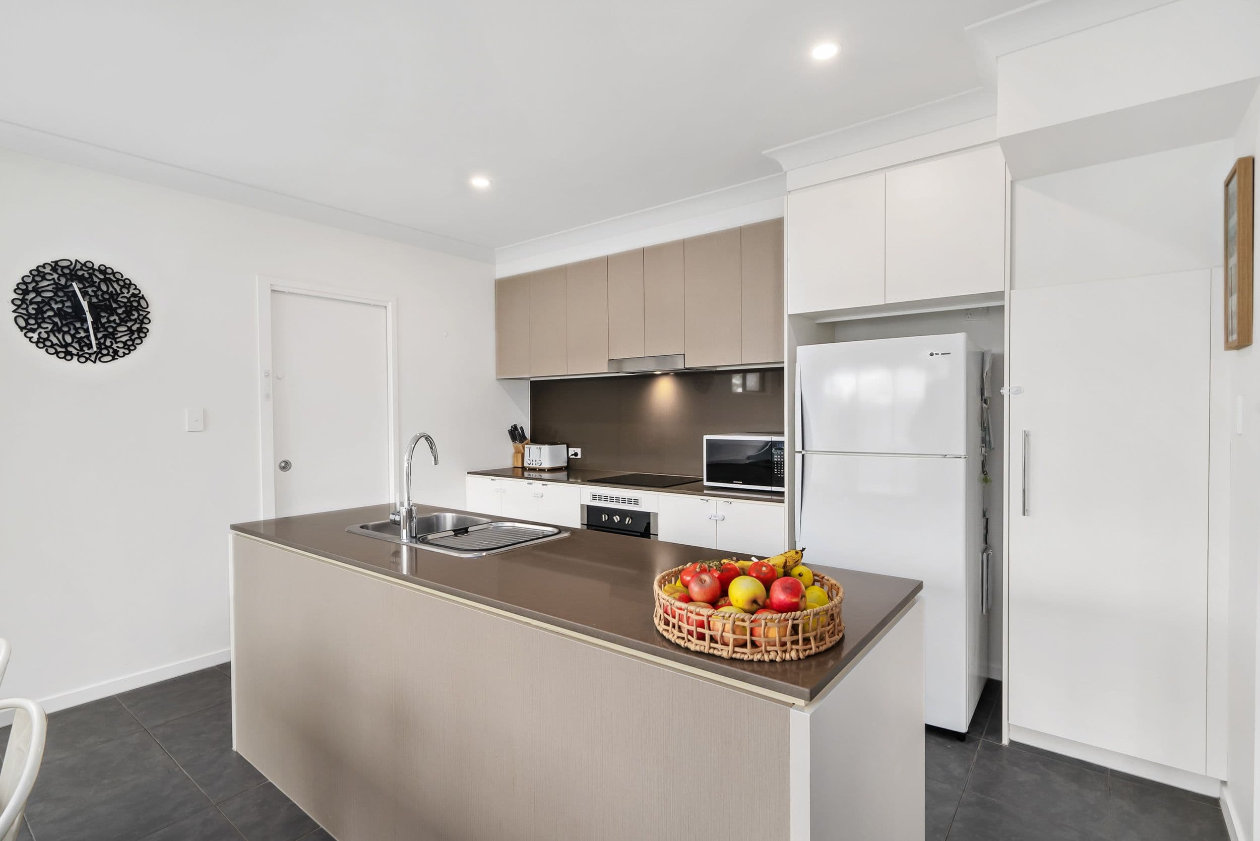 1 Cygnus Crescent, Coomera QLD 4209, Coomera - Thumbnail 7