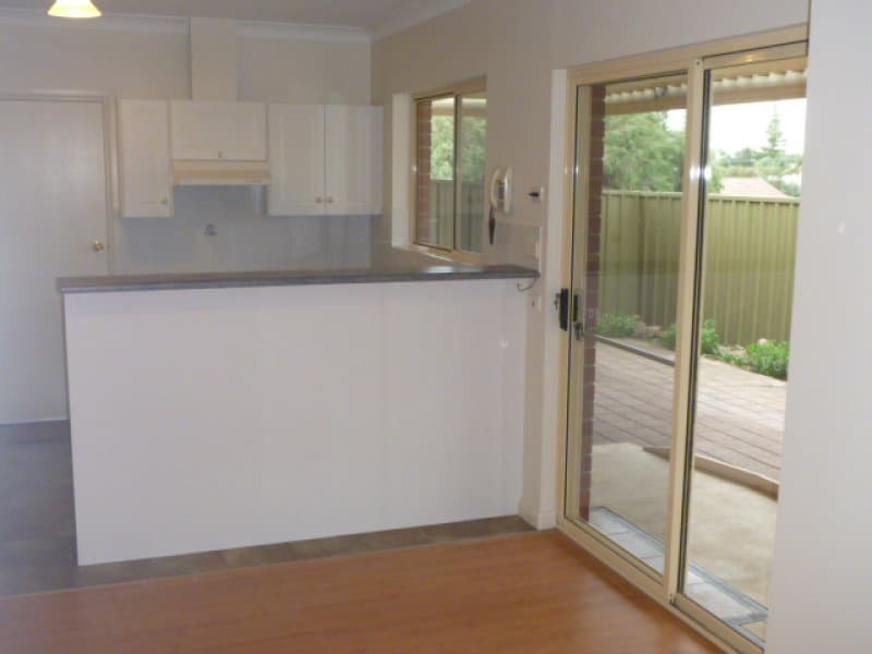 3/390 Seaview Road, Henley Beach - Thumbnail 4