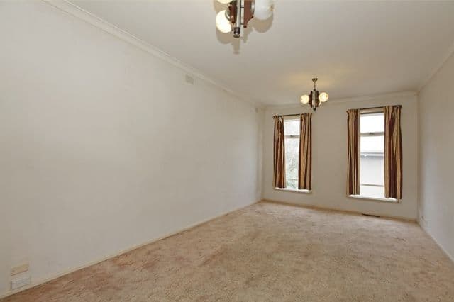 106 Darebin Boulevard, RESERVOIR VIC 3073, Reservoir - Thumbnail 4