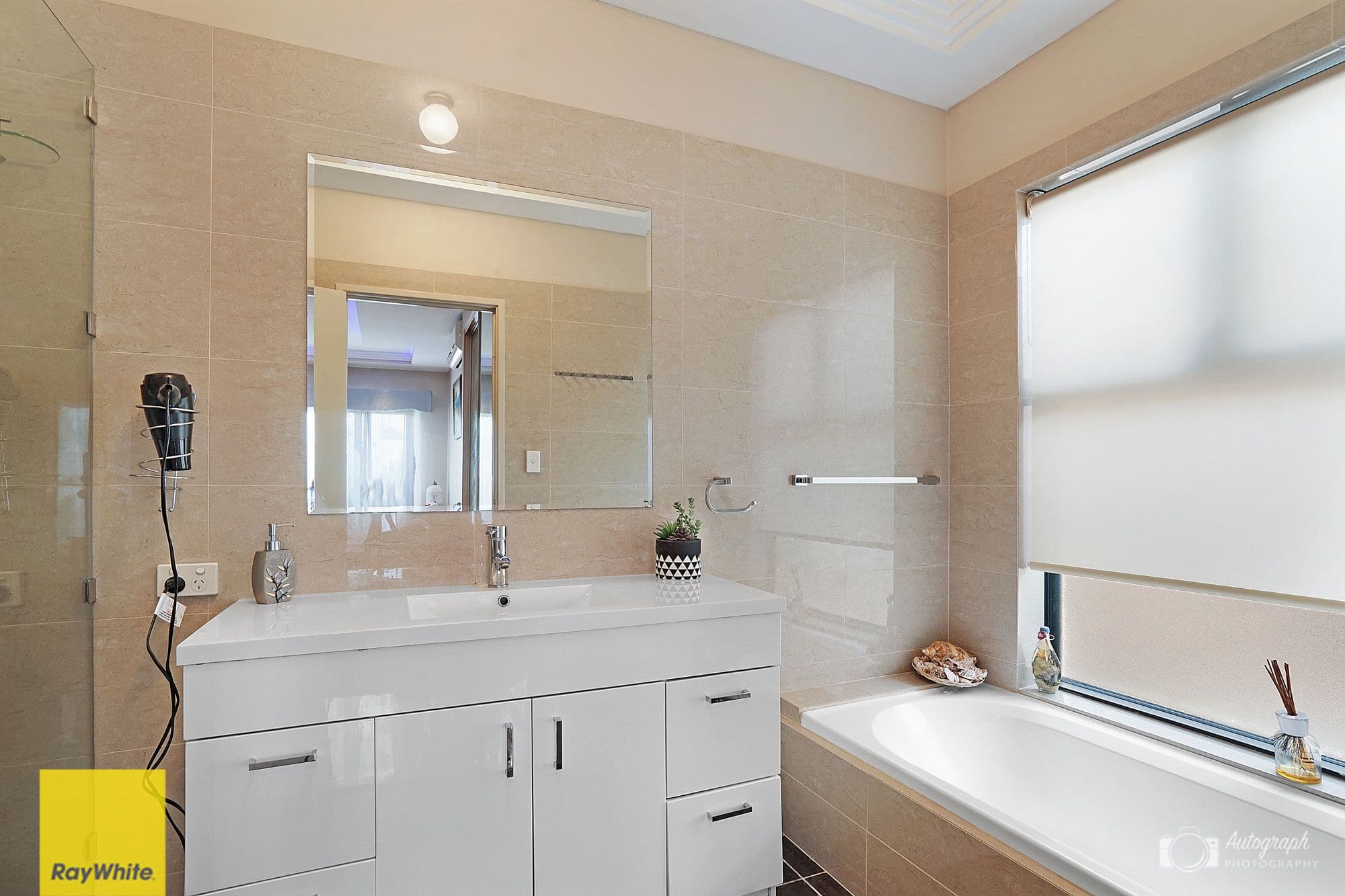 43 Tullamore Drive, Darch WA 6065, Darch - Thumbnail 5
