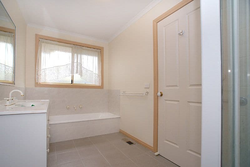 3  Melbe Crescent, DANDENONG VIC 3175, Dandenong - Thumbnail 8
