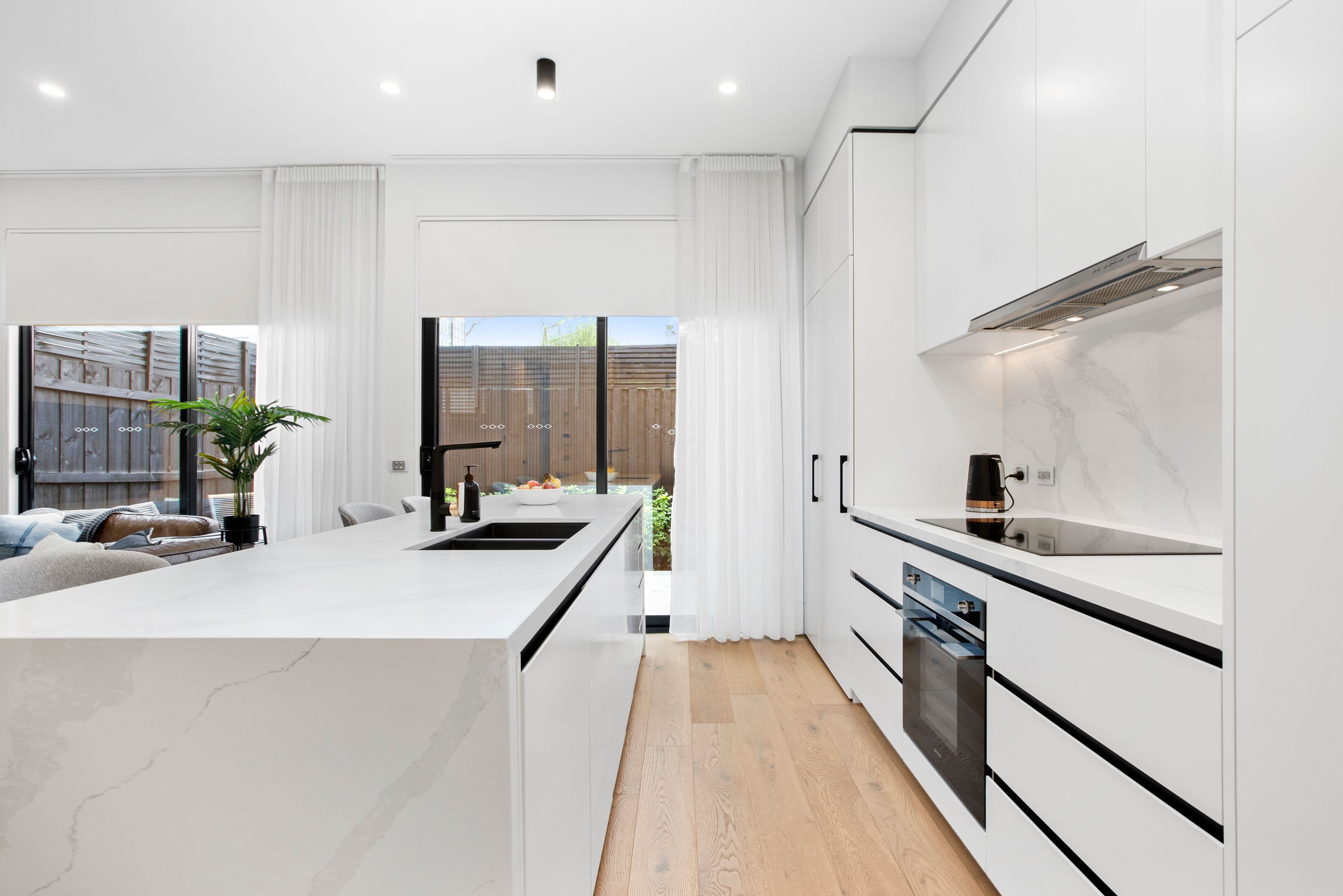 10 Charming Street, Hampton East VIC 3188, Hampton East - Thumbnail 4