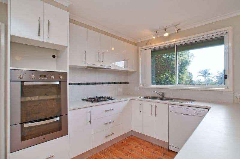 5 Irvine Crescent, FRANKSTON VIC 3199, Frankston - Thumbnail 2