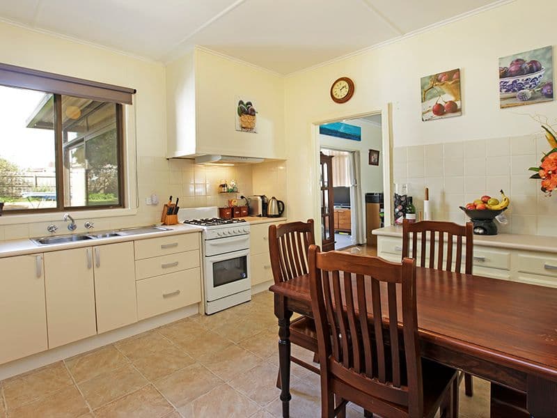13 Morris Street, BELMONT VIC 3216, Belmont - Thumbnail 4