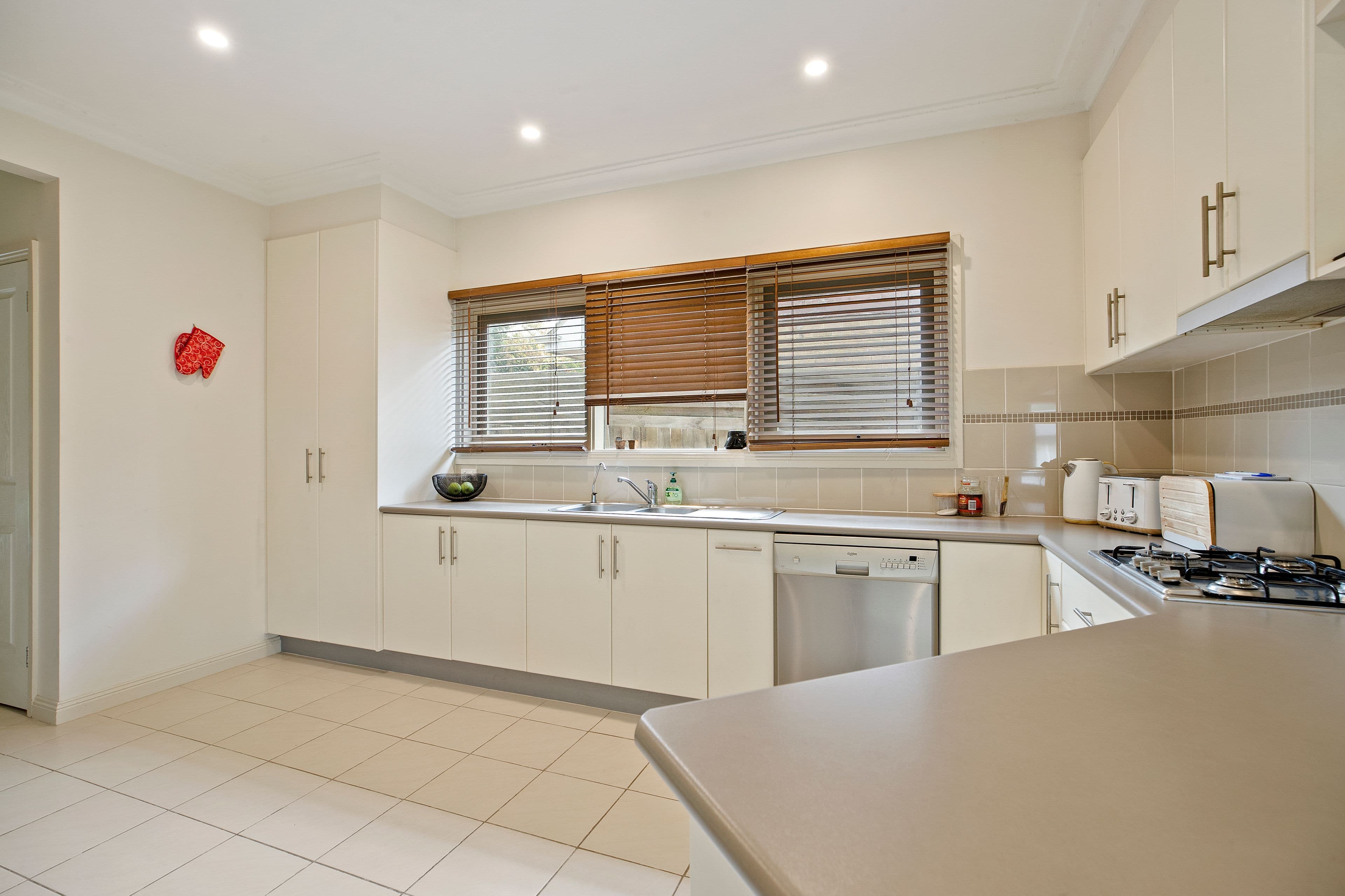 13 Zeising Court, Boronia VIC 3155, Boronia - Thumbnail 3