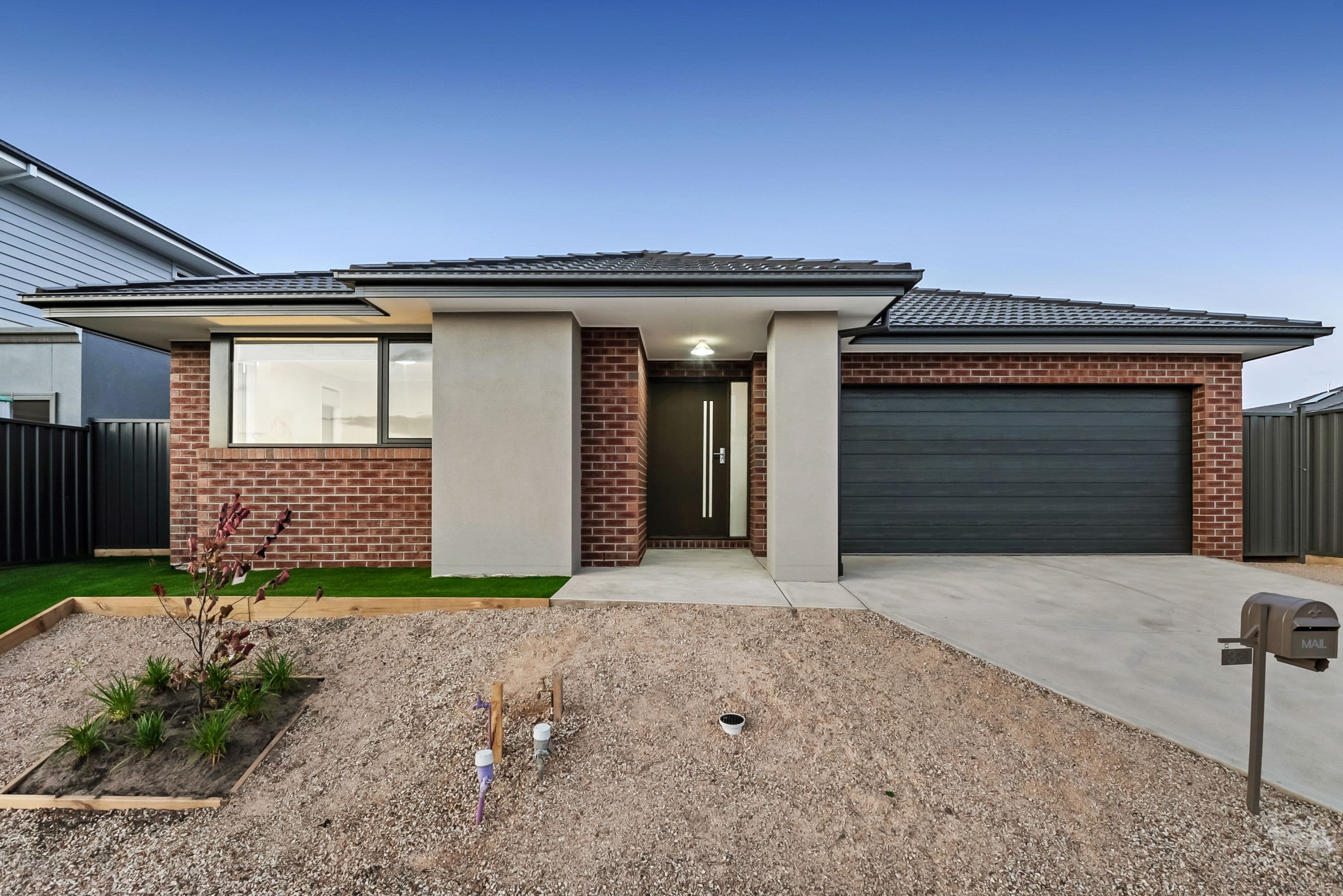 38 Riverglen Drive, Craigieburn VIC 3064, Craigieburn - Thumbnail 2
