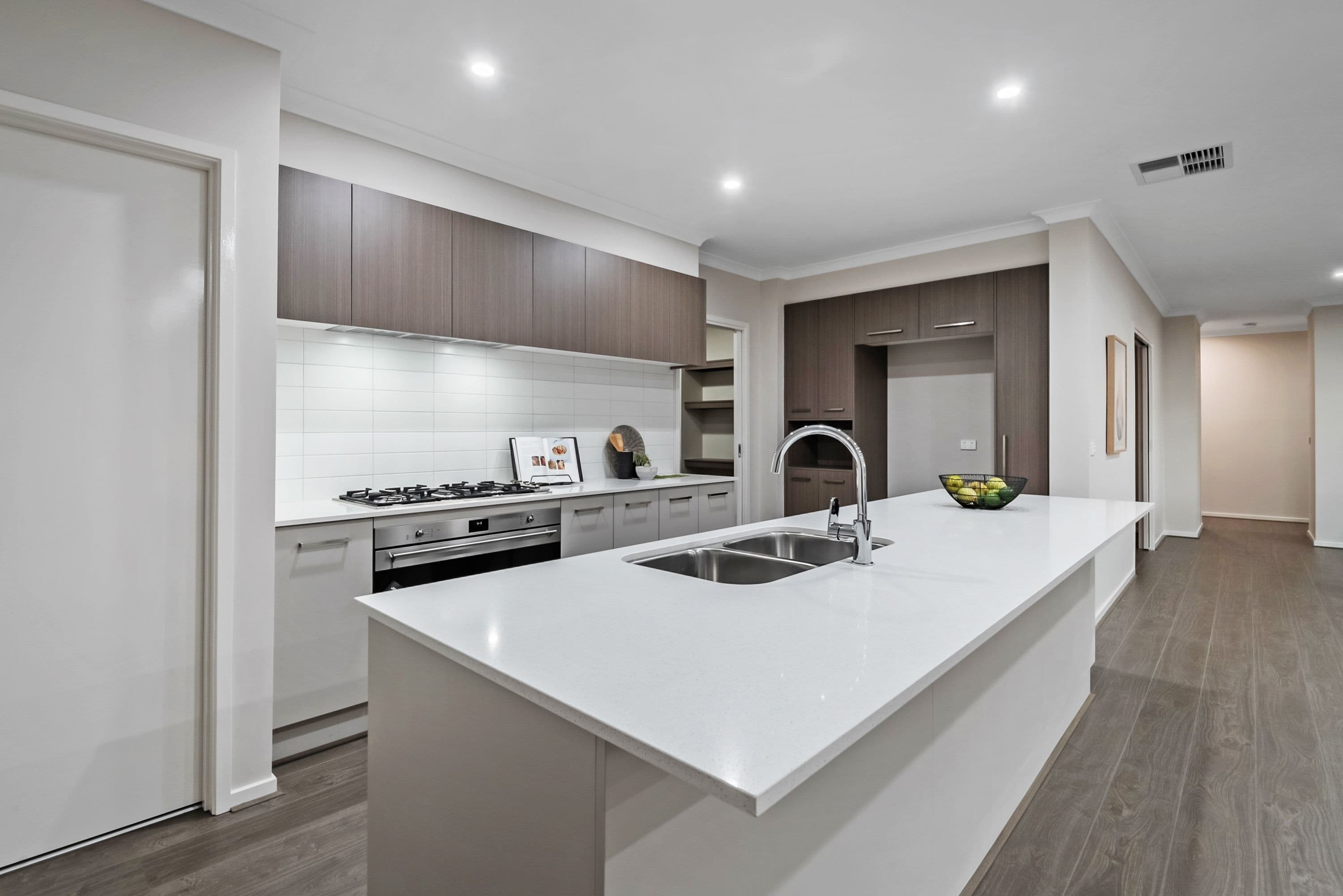 38 Riverglen Drive, Craigieburn VIC 3064, Craigieburn - Thumbnail 6
