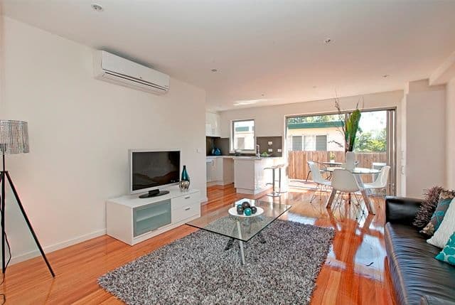 108 Winter Crescent, RESERVOIR VIC 3073, Reservoir - Thumbnail 2