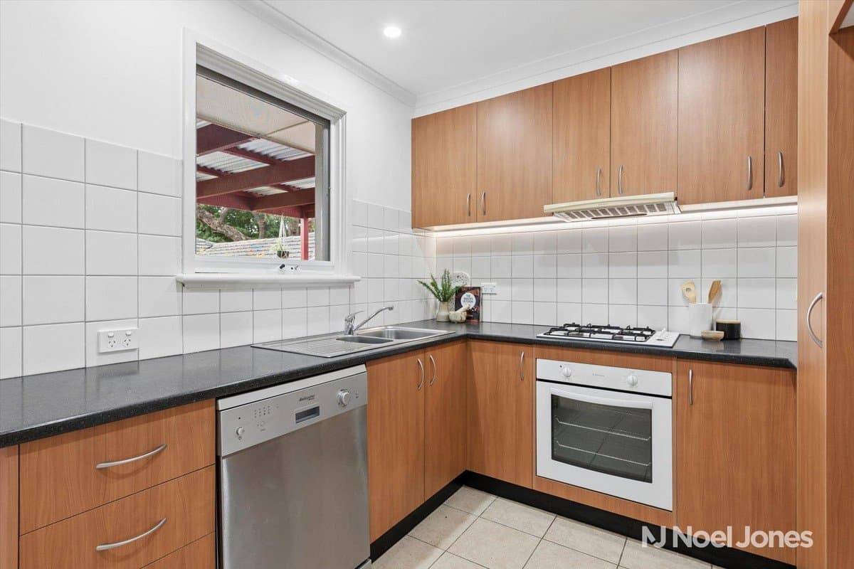 1/125 Cambridge Road, Mooroolbark - Thumbnail 4