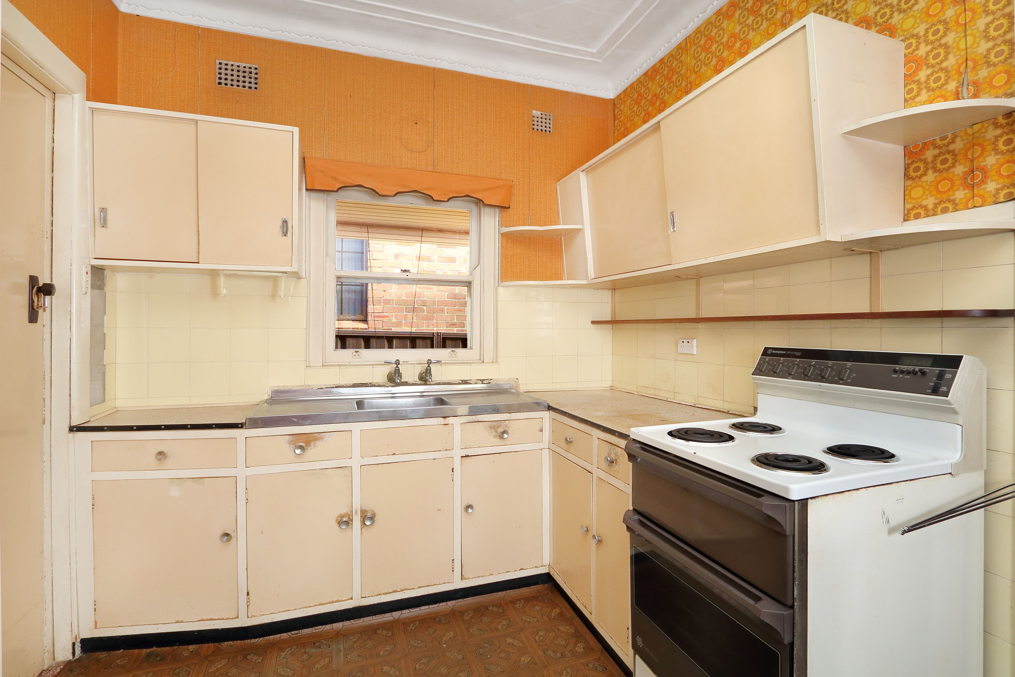 19 Ashby Street, Kingsgrove - Thumbnail 3