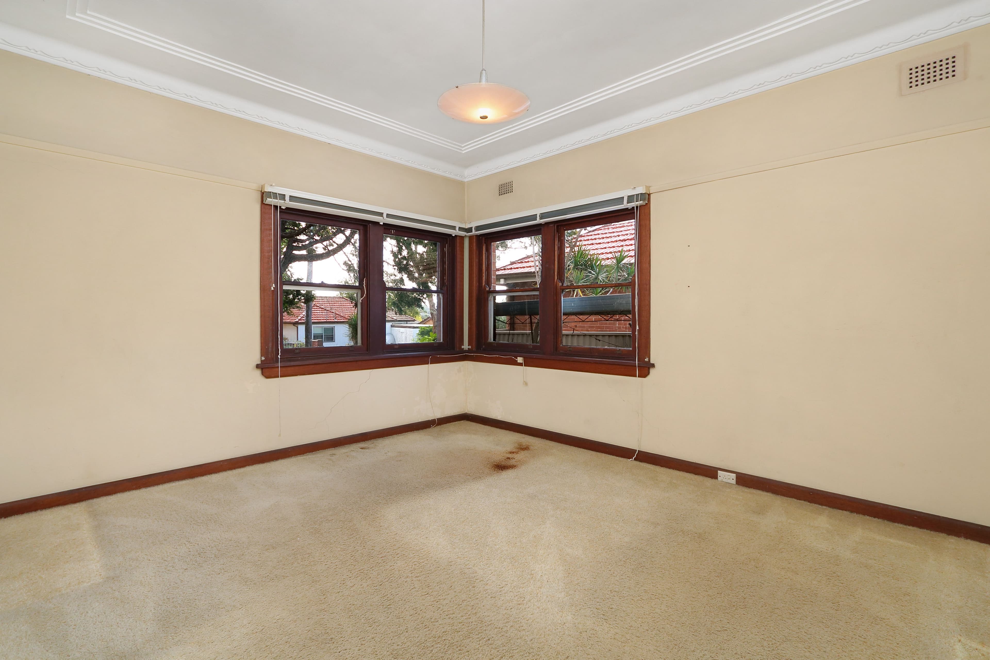 19 Ashby Street, Kingsgrove - Thumbnail 4