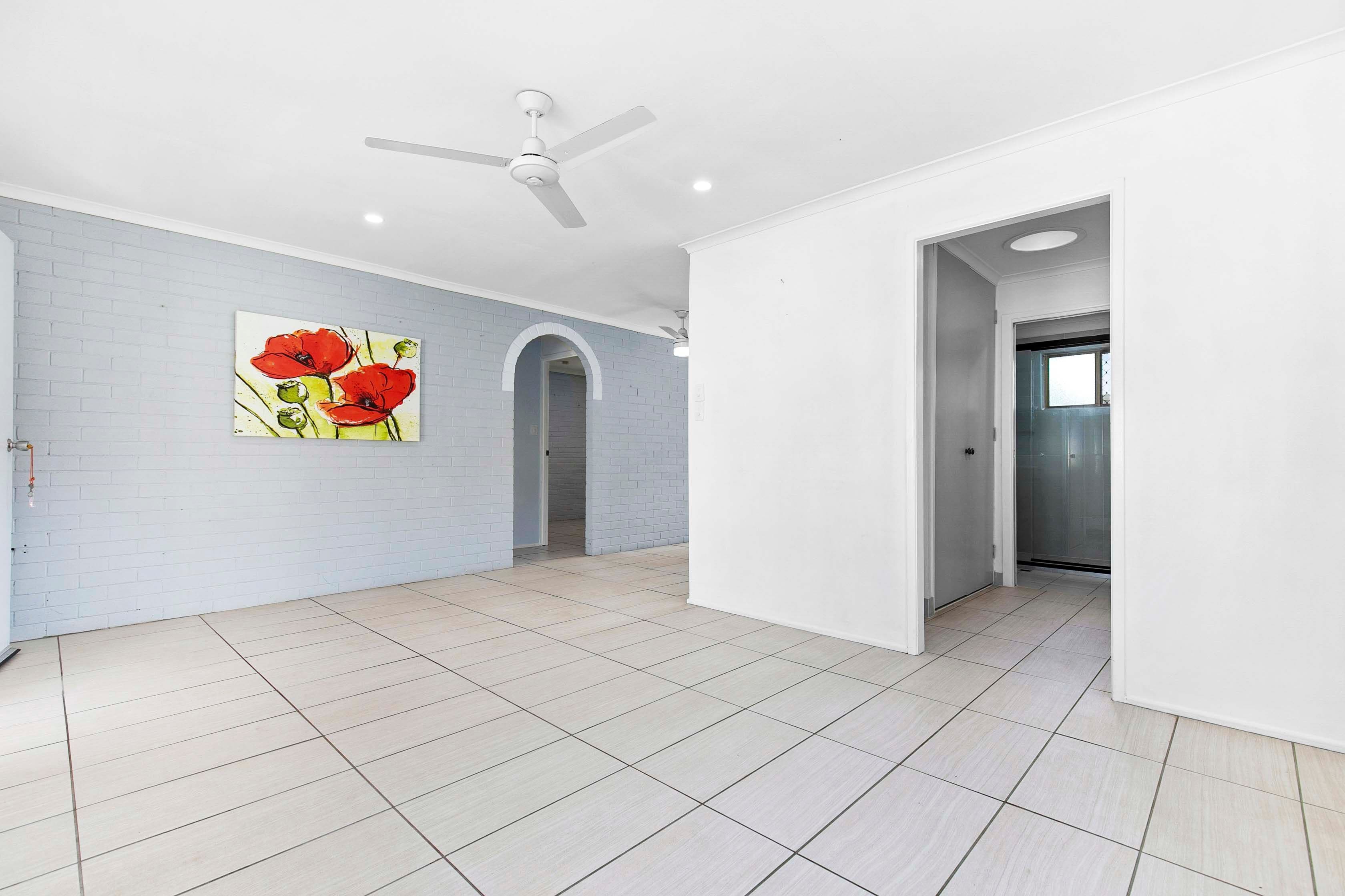 28 William Street, Urangan QLD 4655, Urangan - Thumbnail 4