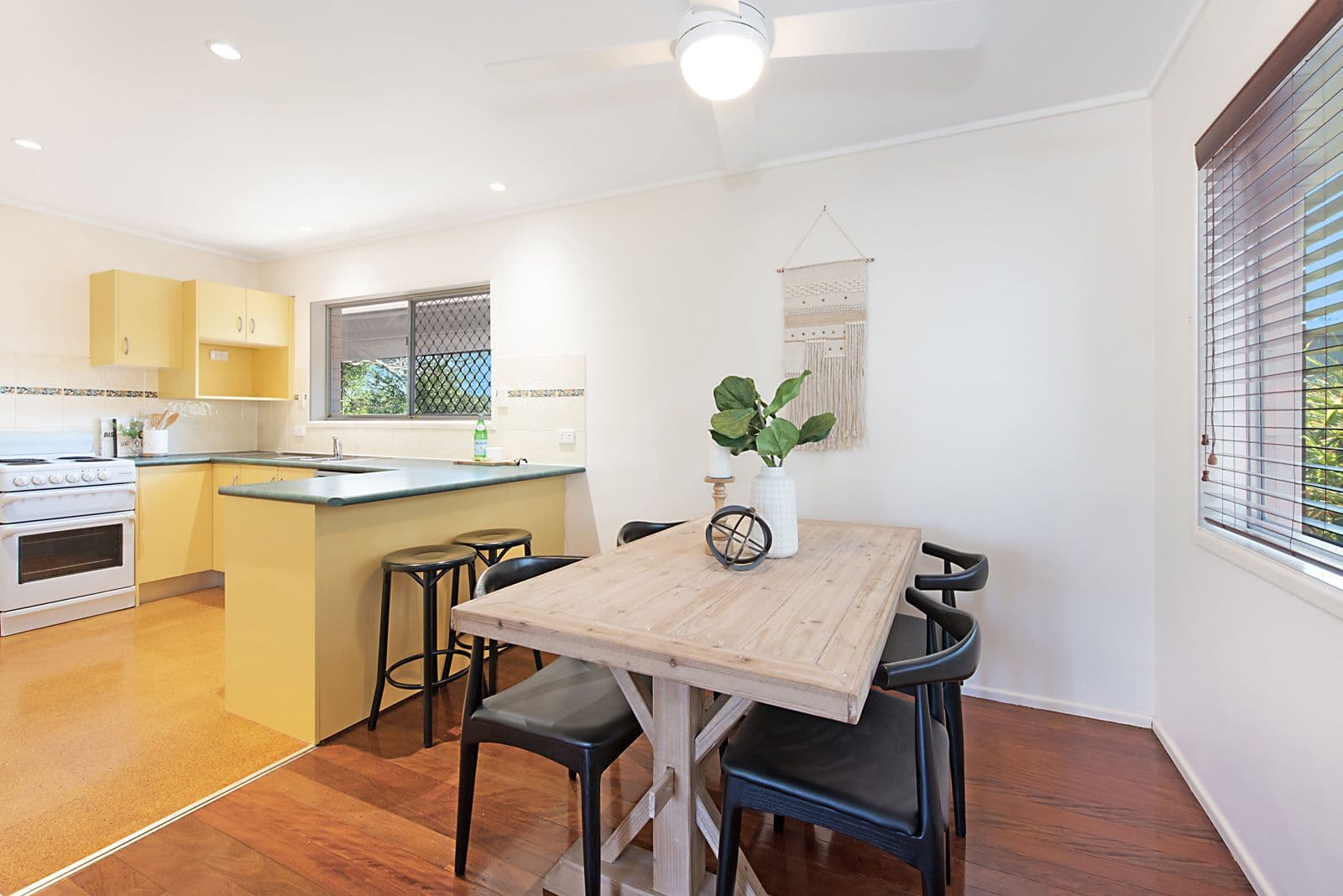 9 Furlong Street, Indooroopilly QLD 4068, Indooroopilly - Thumbnail 4