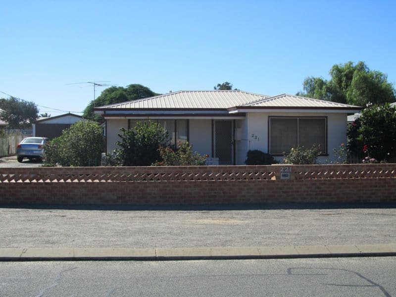 221 Seventh Street, WONTHELLA WA 6530, Wonthella - Thumbnail 3