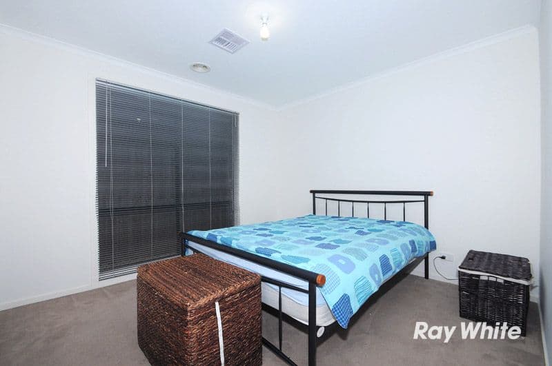 71 Calais Circuit, CRANBOURNE WEST VIC 3977, Cranbourne West - Thumbnail 8