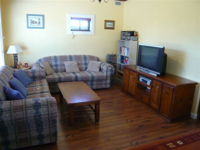 4 Churchill Drive, MODBURY NORTH SA 5092, Modbury North - Thumbnail 2
