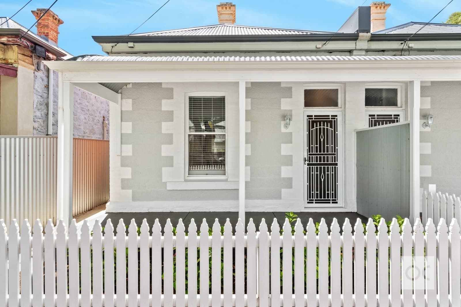 4 Dunks Street, Parkside - Image 1