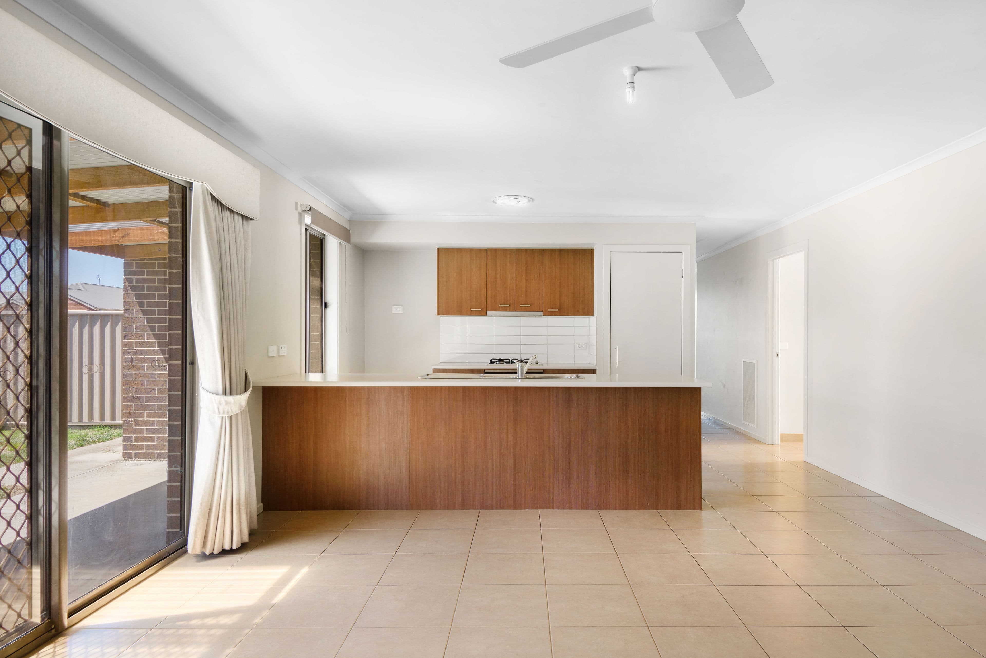 10 Deakin Drive, Delacombe VIC 3356, Delacombe - Thumbnail 3