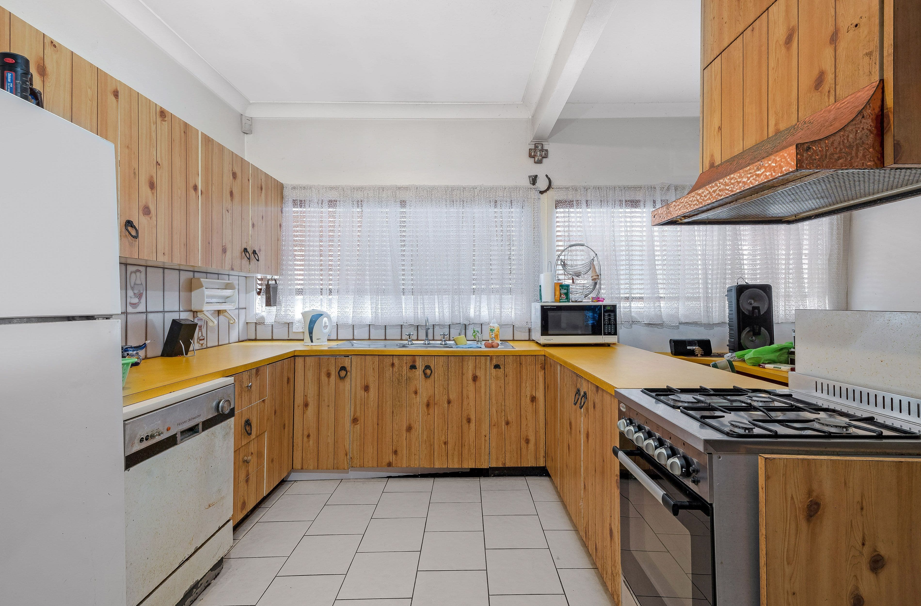 35 Harcourt Avenue, East Hills NSW 2213, East Hills - Thumbnail 2