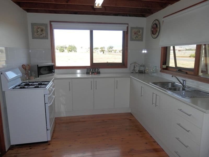 90 Cooper Street, LAIDLEY QLD 4341, Laidley - Thumbnail 5