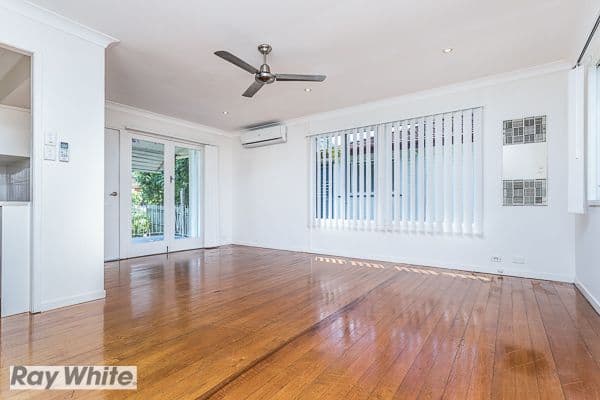 24 Woonara Drive, Petrie QLD 4502, Petrie - Thumbnail 3