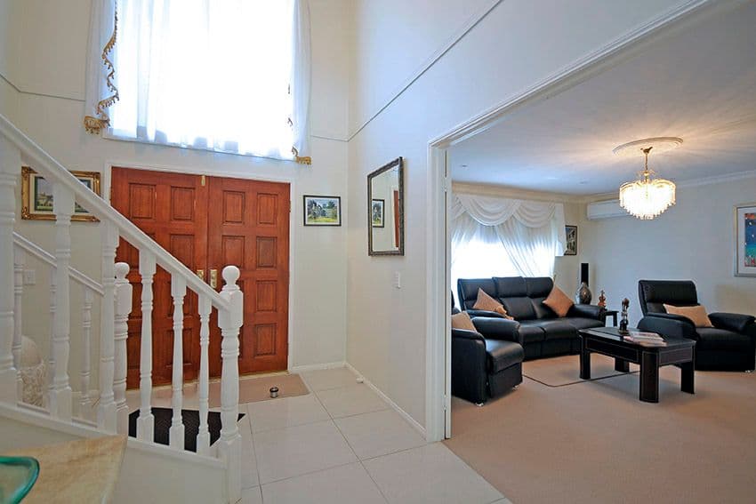 8 Kuranda Drive, ROBINA QLD 4226, Robina - Thumbnail 5