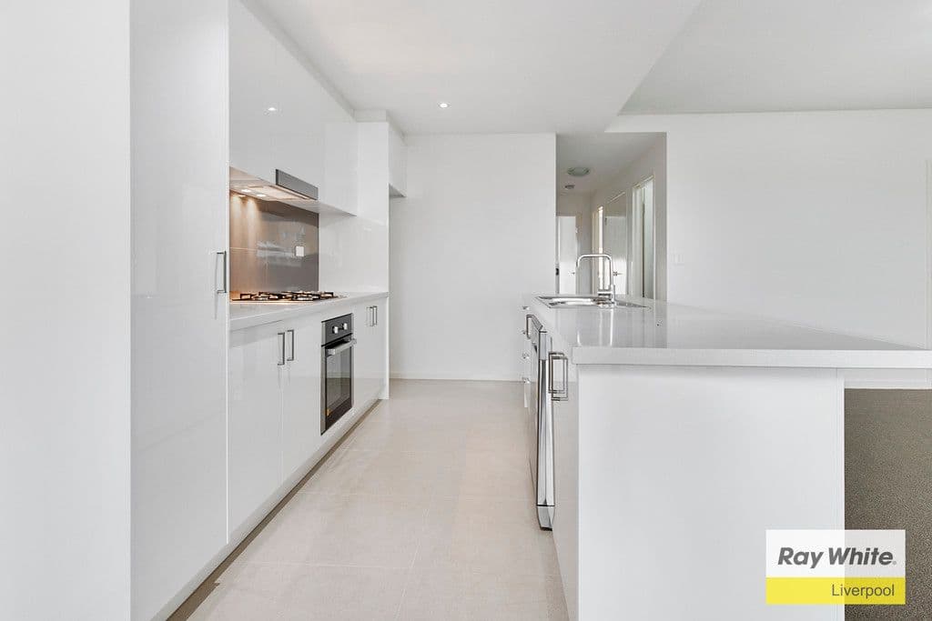B405, 87-91 Campbell Street, Liverpool NSW 2170, Liverpool - Thumbnail 2