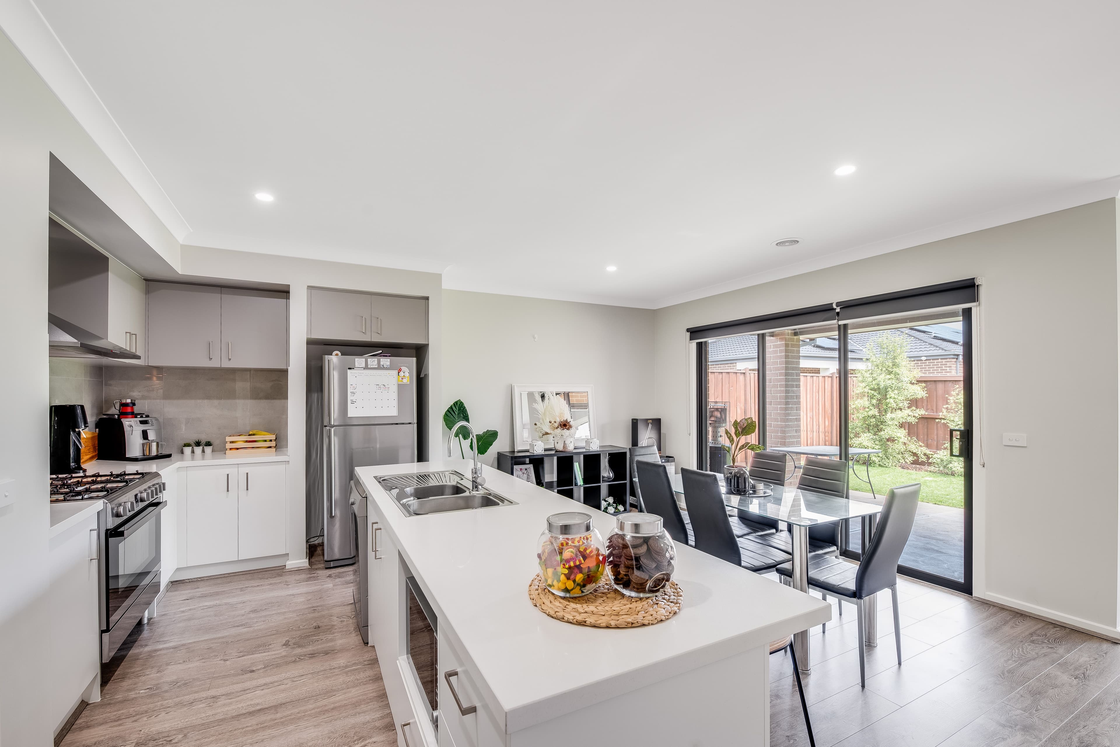13 Peckham Avenue, Wollert VIC 3750, Wollert - Thumbnail 3