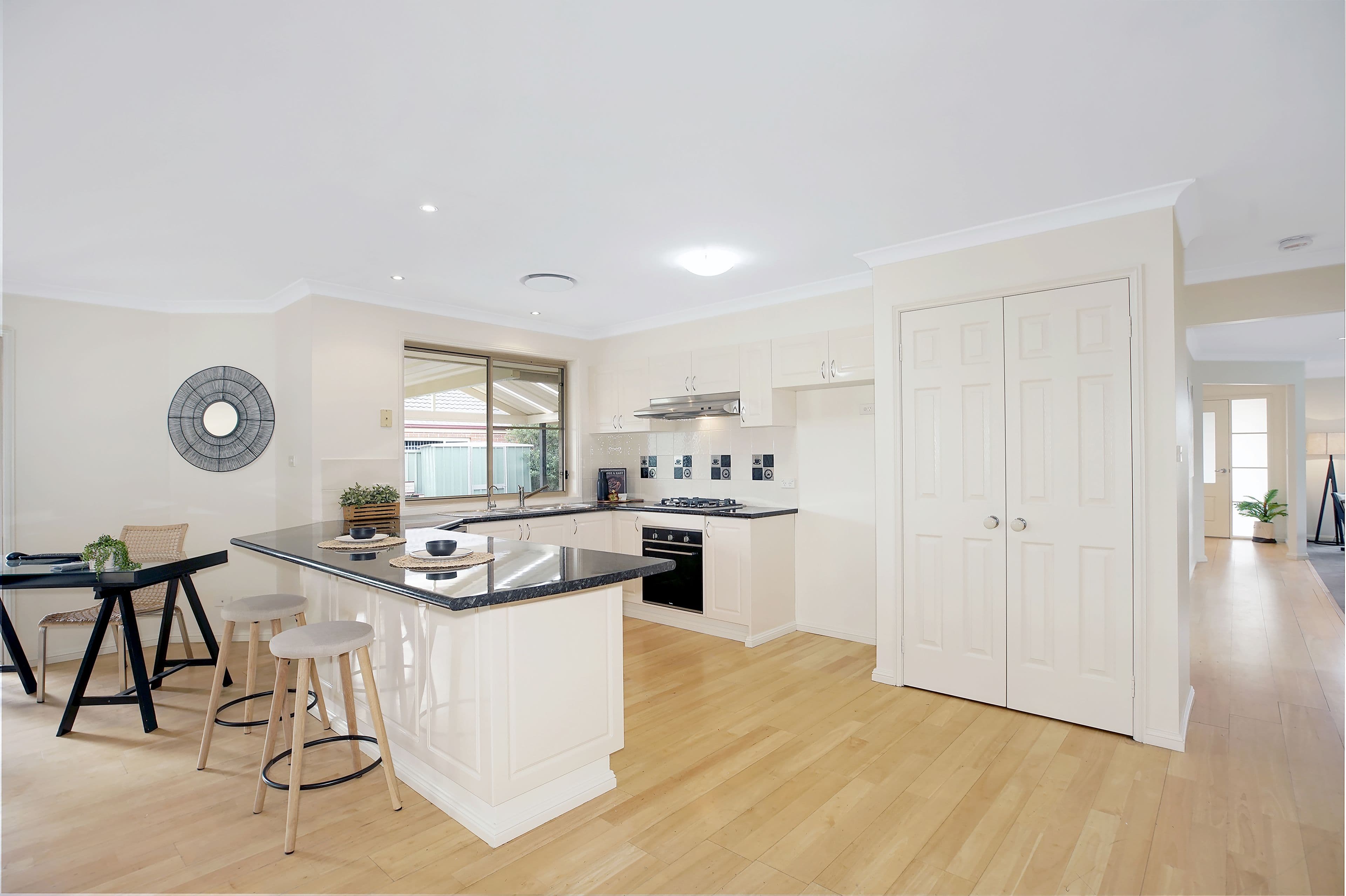 10 Karingal Court, Glenmore Park NSW 2745, Glenmore Park - Thumbnail 2