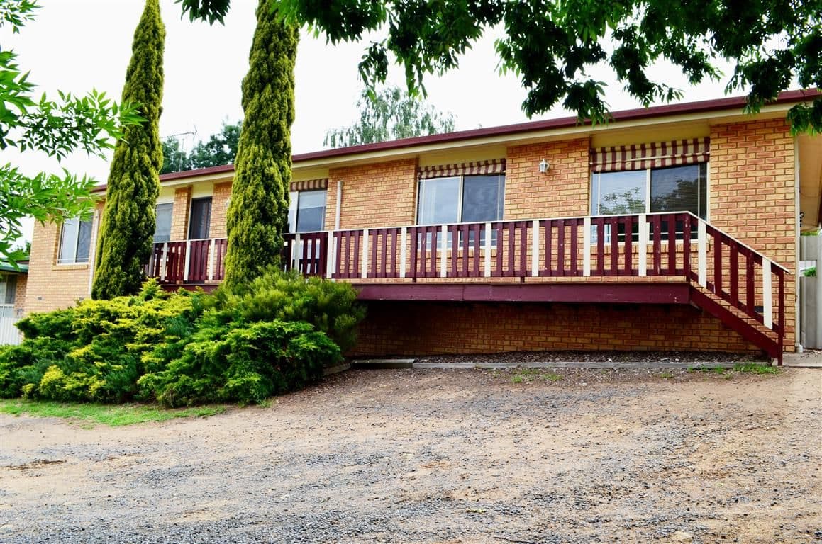 43 Booral Avenue, Tumut - Image 1