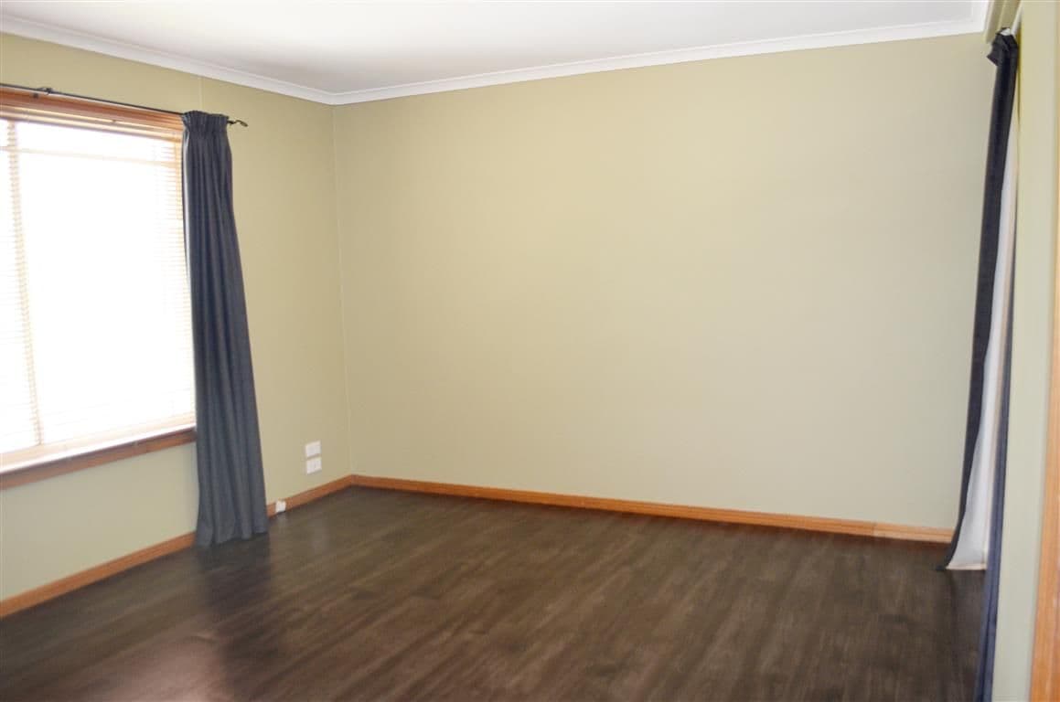 43 Booral Avenue, Tumut - Thumbnail 7