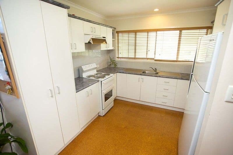 11  Togar Street, MANSFIELD QLD 4122, Mansfield - Thumbnail 4