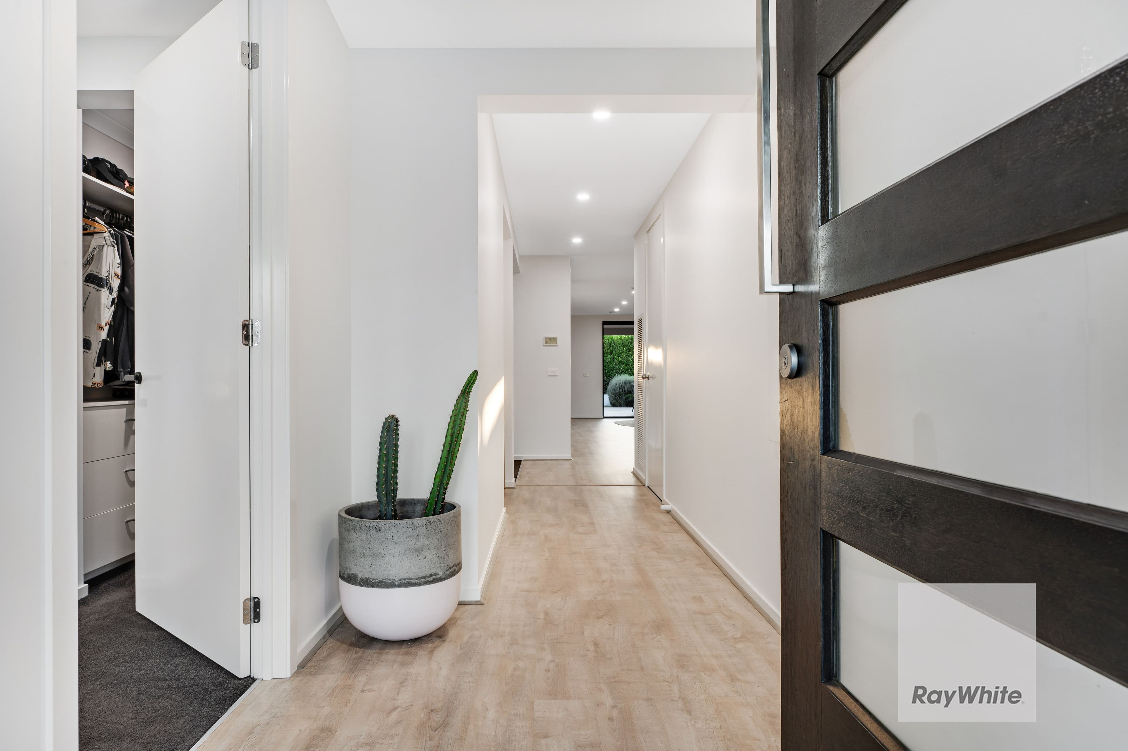 21 Wenlyan Drive, Greenvale VIC 3059, Greenvale - Thumbnail 3