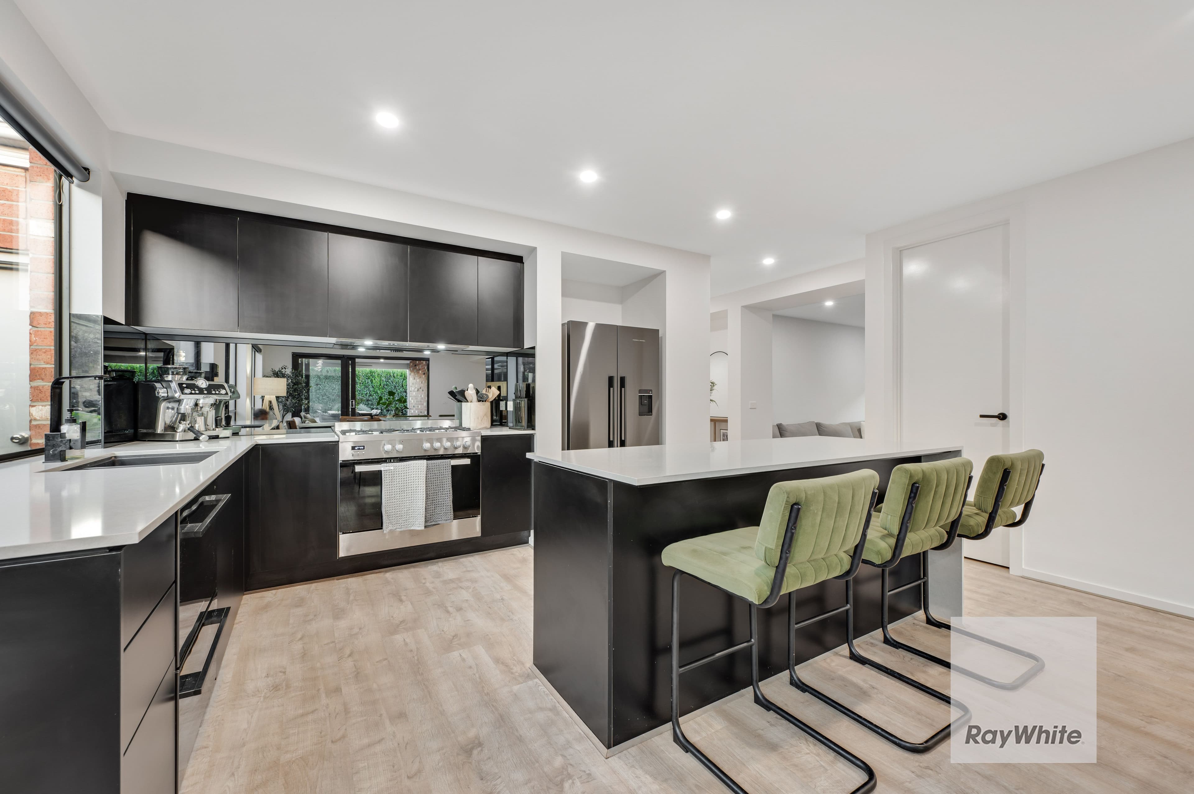 21 Wenlyan Drive, Greenvale VIC 3059, Greenvale - Thumbnail 7