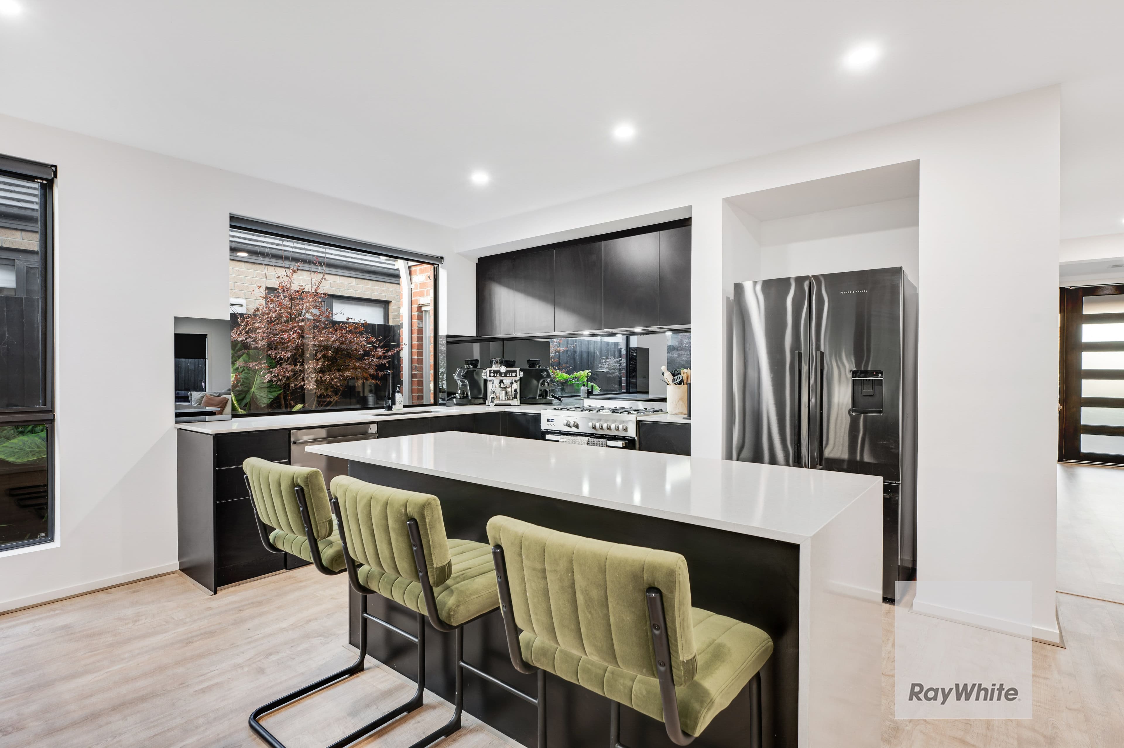 21 Wenlyan Drive, Greenvale VIC 3059, Greenvale - Thumbnail 8