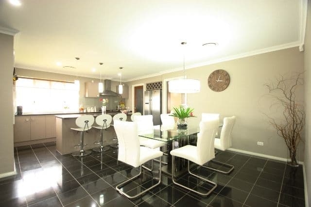 6 Crick Place, ORAN PARK NSW 2570, Oran Park - Thumbnail 2